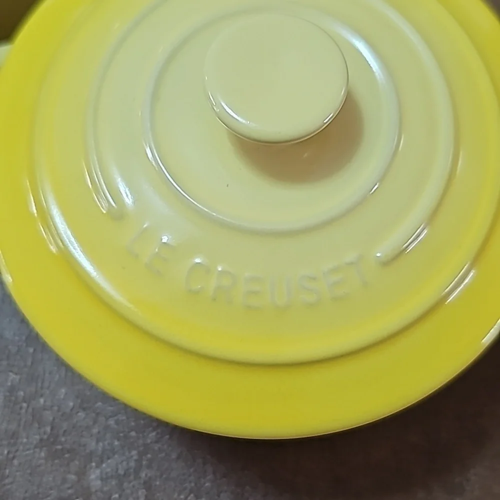 NWT Le Creuset Mini Cocottes Set of 2 + Matching Mug 8oz CK Soleil (Yellow)